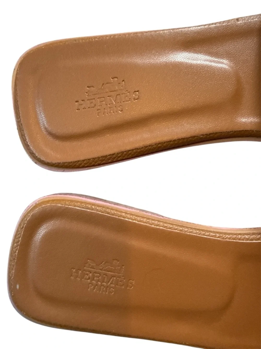 Hermes Oran Sandals in Gold EU38 - Picture 8 of 8